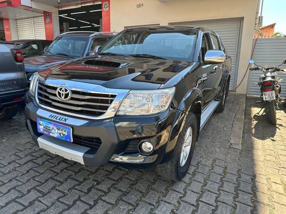 TOYOTA HILUX 3.0 SRV 4X4 CD 16V TURBO INTERCOOLER DIESEL 4P MANUAL